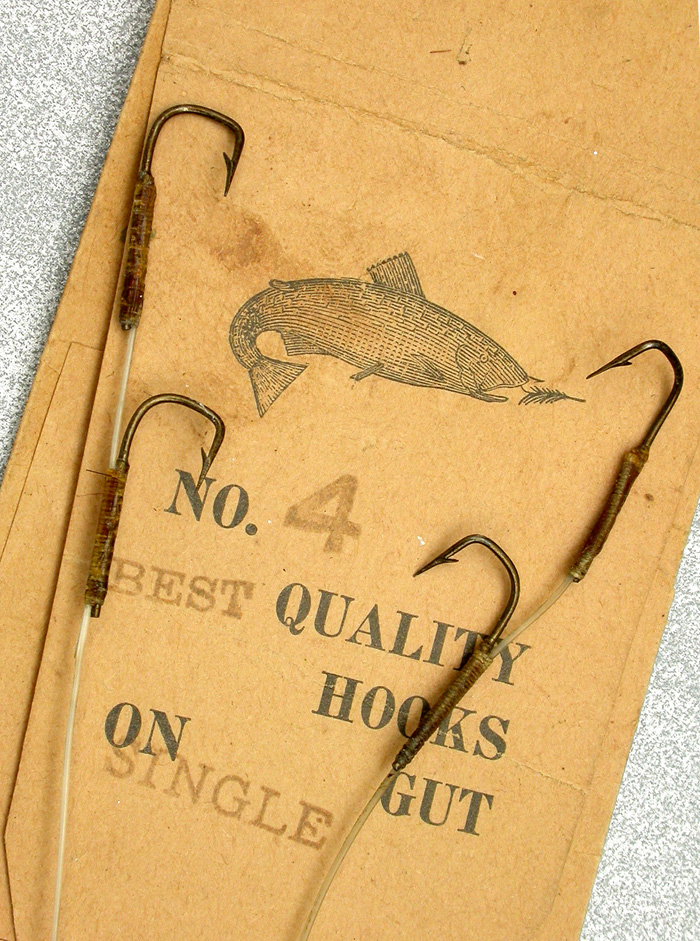 36b  Best Quality, sneck, #4, single gut, bronzed. They didn’t even bother to print Best on this packet of hooks.